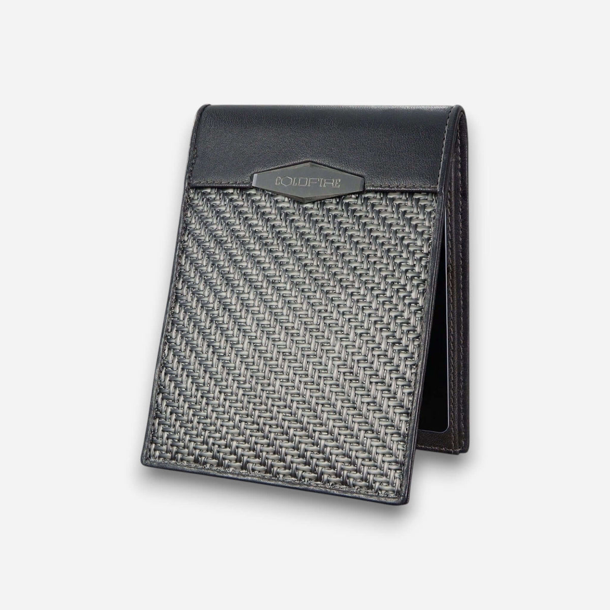 COLDFIRE Strike Core carbon fiber wallet, closed at 6mm with six cards loaded