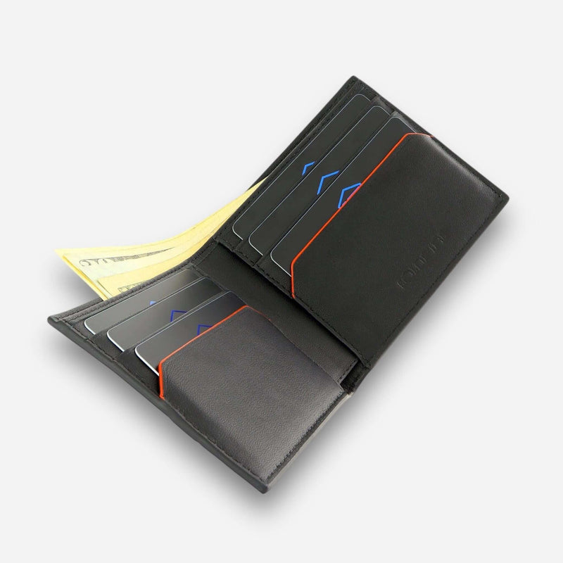 Axis 6 Pyramid Bifold — detail